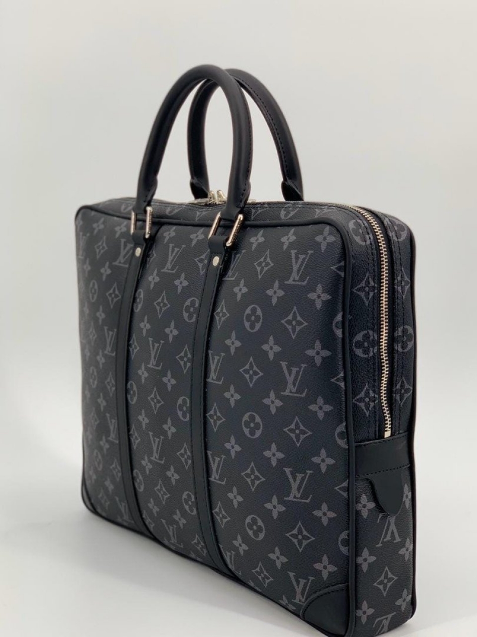 Портфель Louis Vuitton